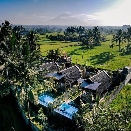 فيلا Alvia Joglo House & Private Pool Tampaksiring المظهر الخارجي الصورة