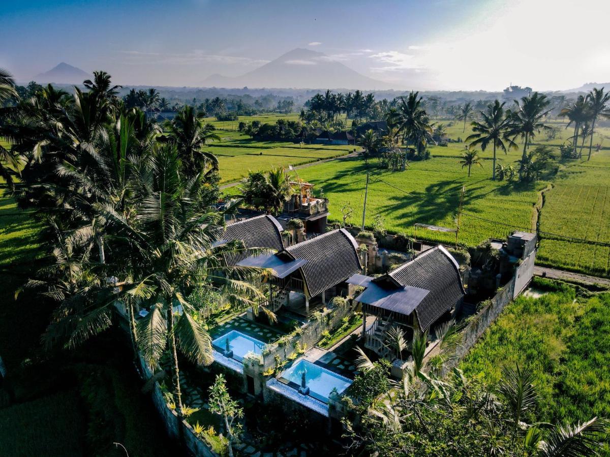 فيلا Alvia Joglo House & Private Pool Tampaksiring المظهر الخارجي الصورة